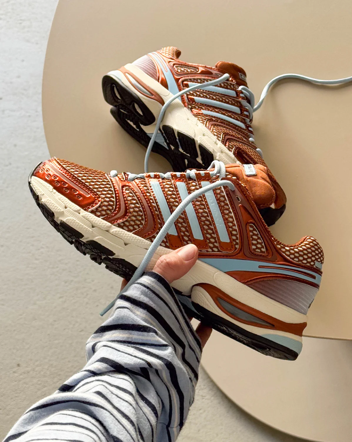 Adidas Adistar Control 5 W - Image 2