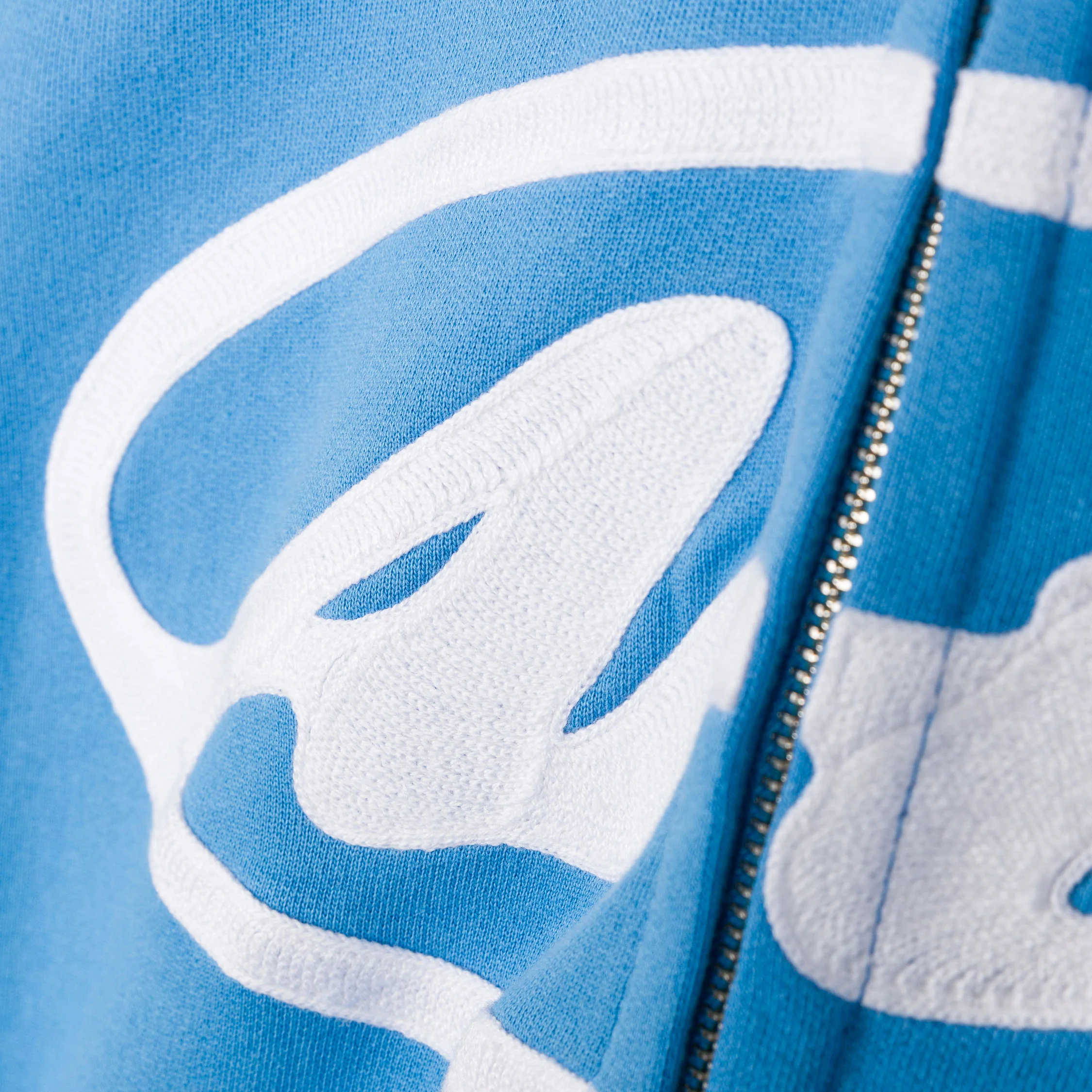 Arte Antwerp Circle Logo Zip Hoodie - Image 4