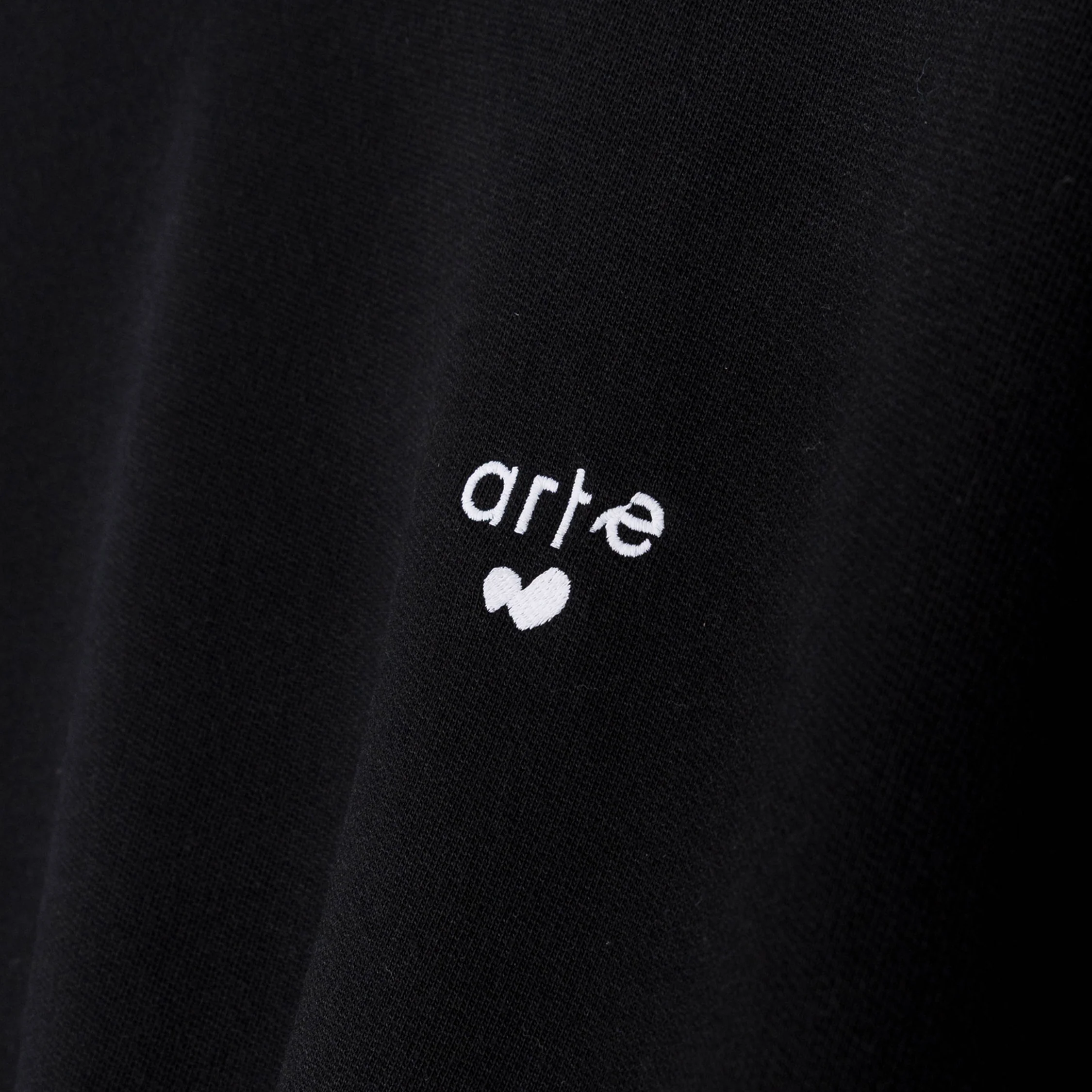 Arte Antwerp Heart Logo Crewneck - Image 4