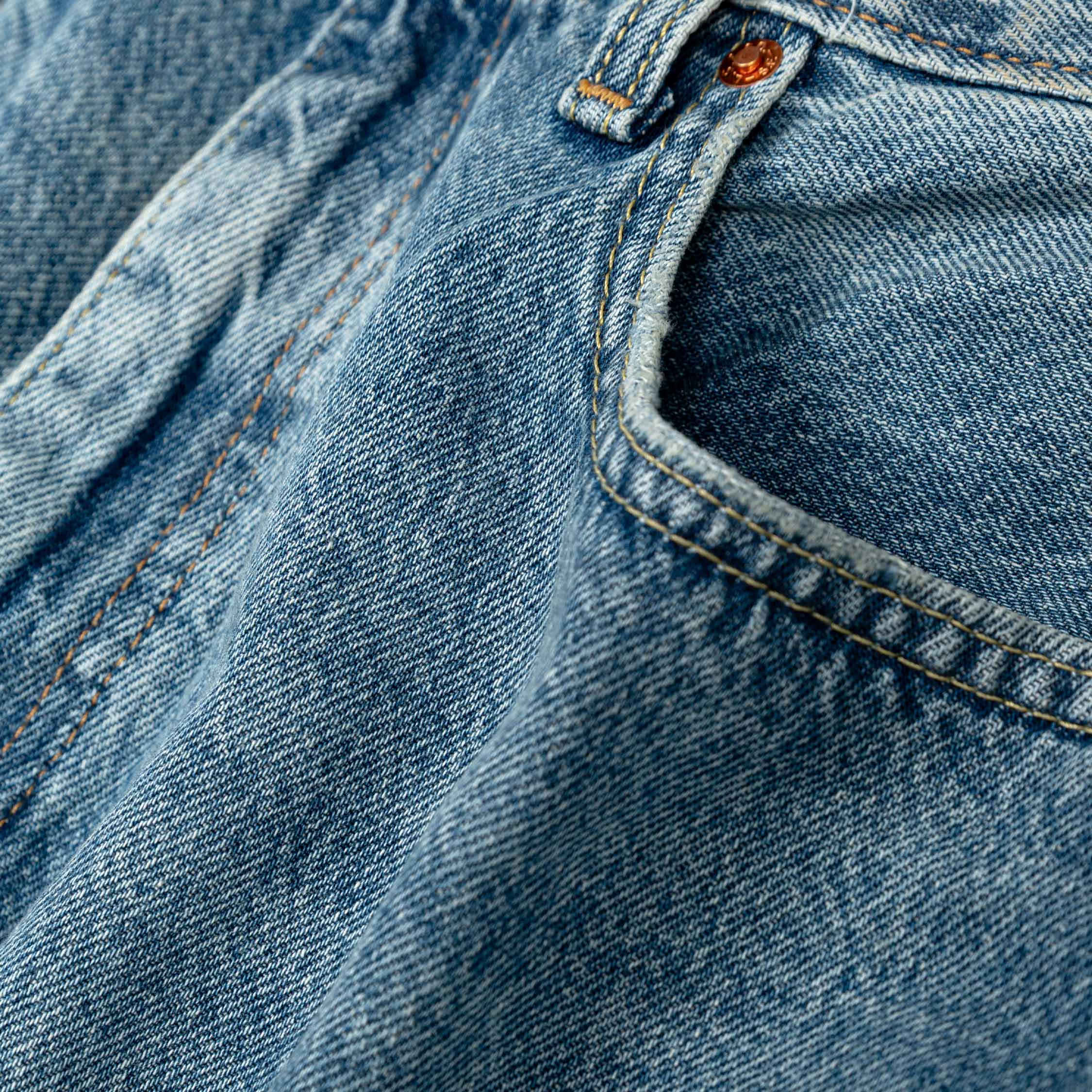 Levi's 478 Baggy Shorts - Image 4