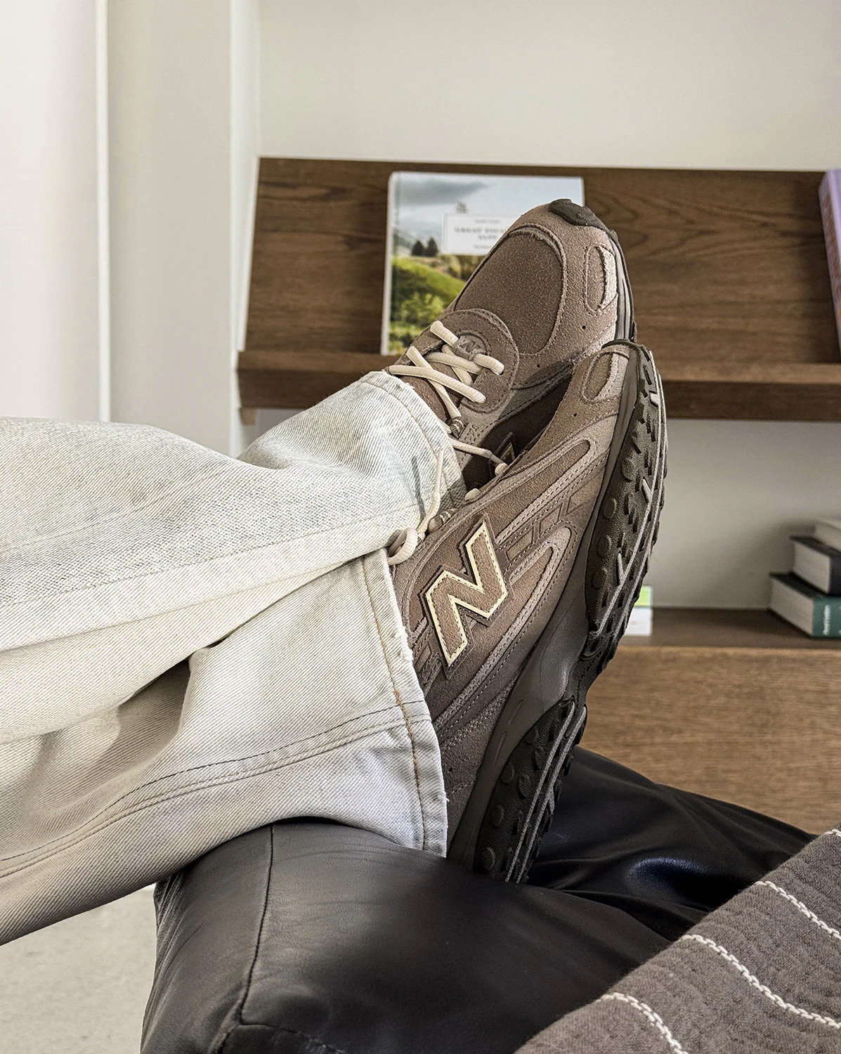 New Balance 204L - Image 5