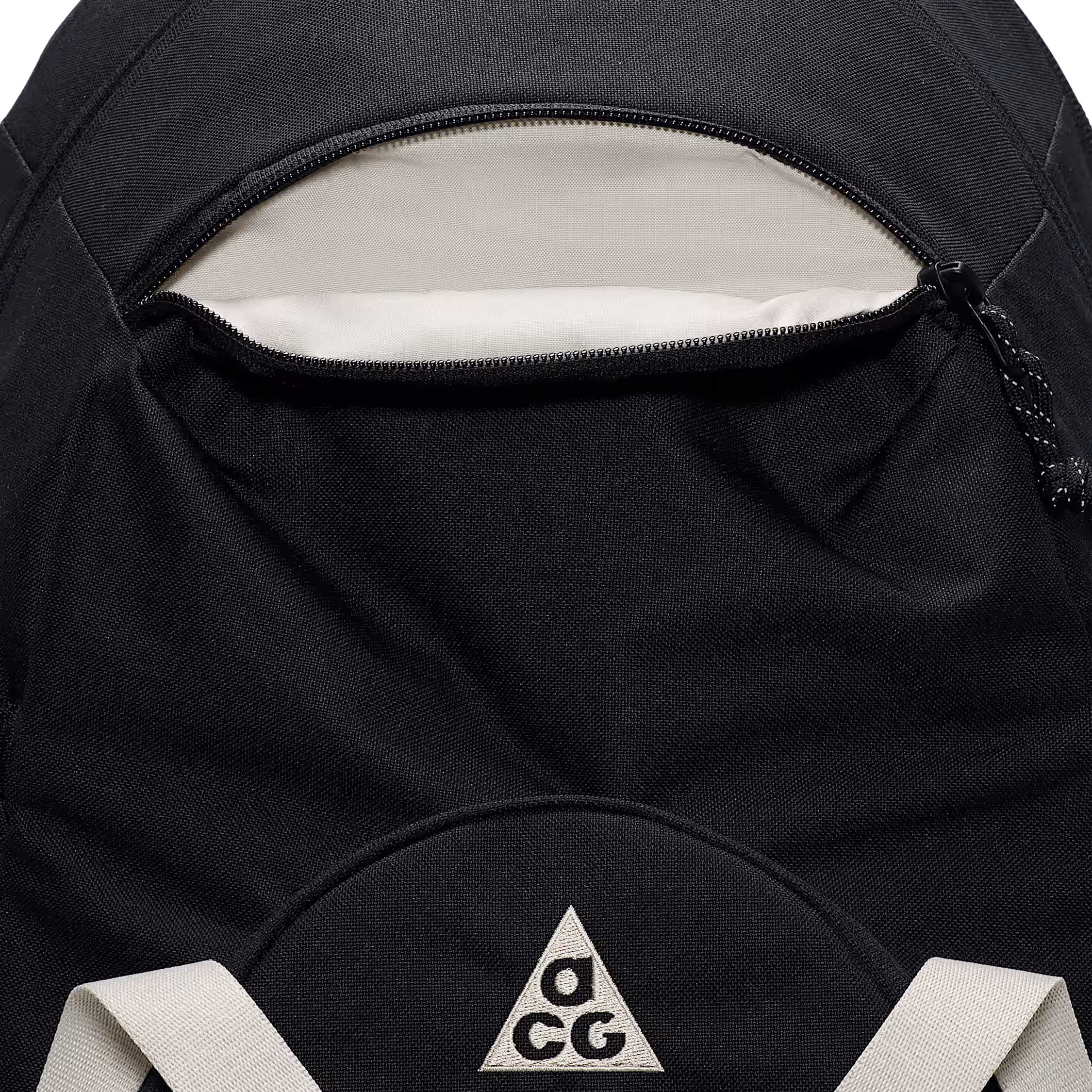 Nike ACG "Daymax" Backpack (25L) - Image 4