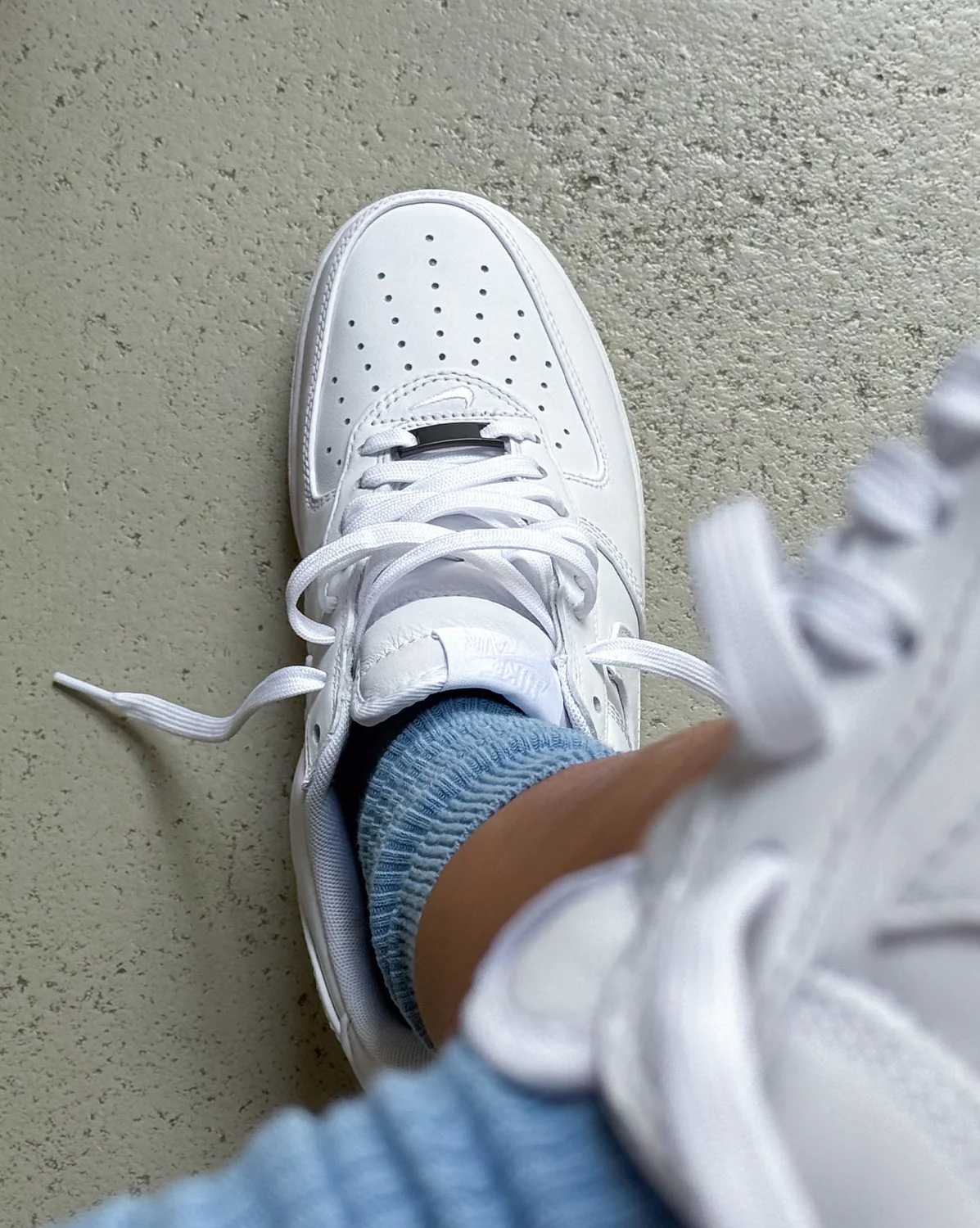 Nike Air Force 1 Low Retro Premium - Image 3