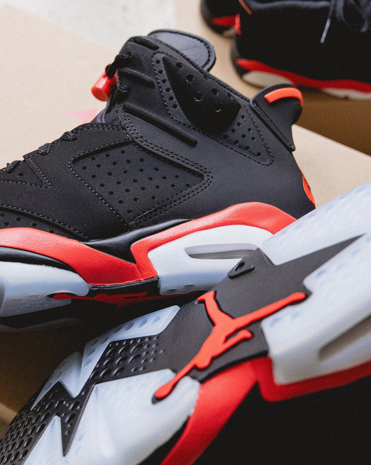 Nike Air Jordan 6 Retro *Infrared Salesman* - Image 6