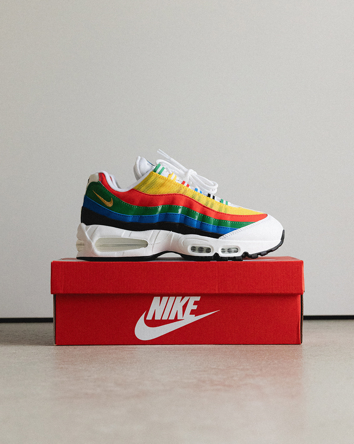 Nike Air Max 95 *Big Bubble* *Premium* *Olympic* - Image 2