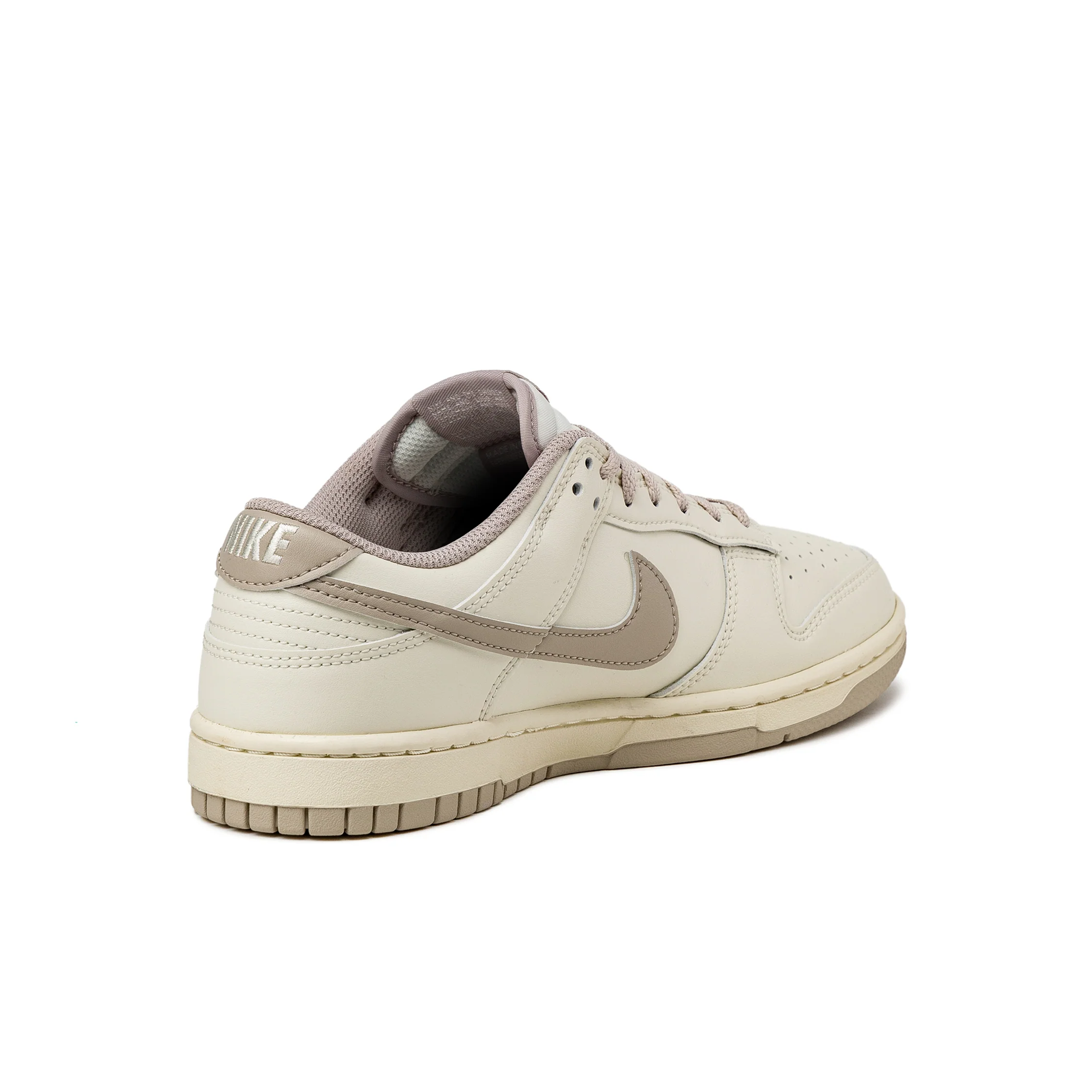 Nike Dunk Low Retro - Image 3