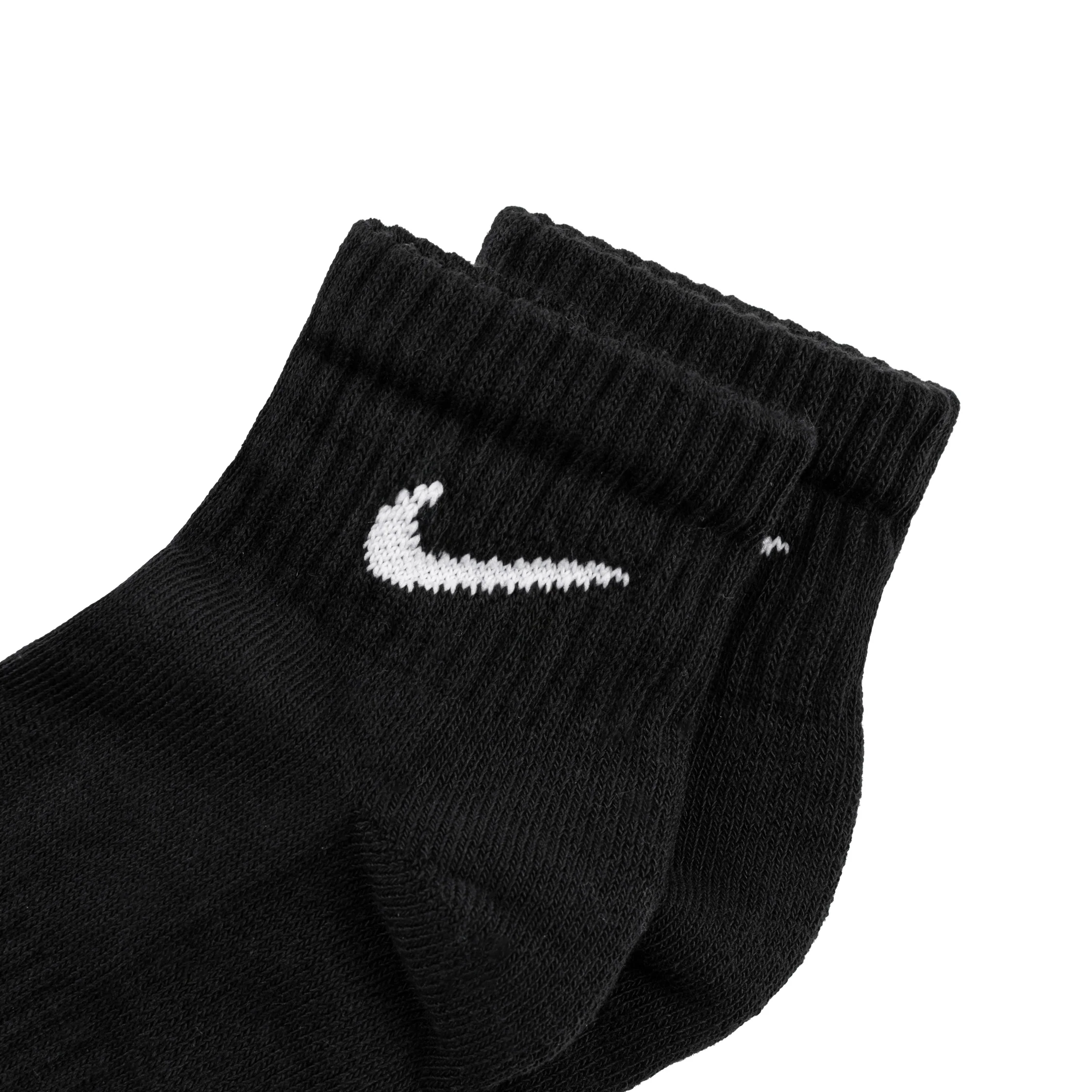 Nike	Everyday Cushioned Ankle Socks 3 Pack - Image 2