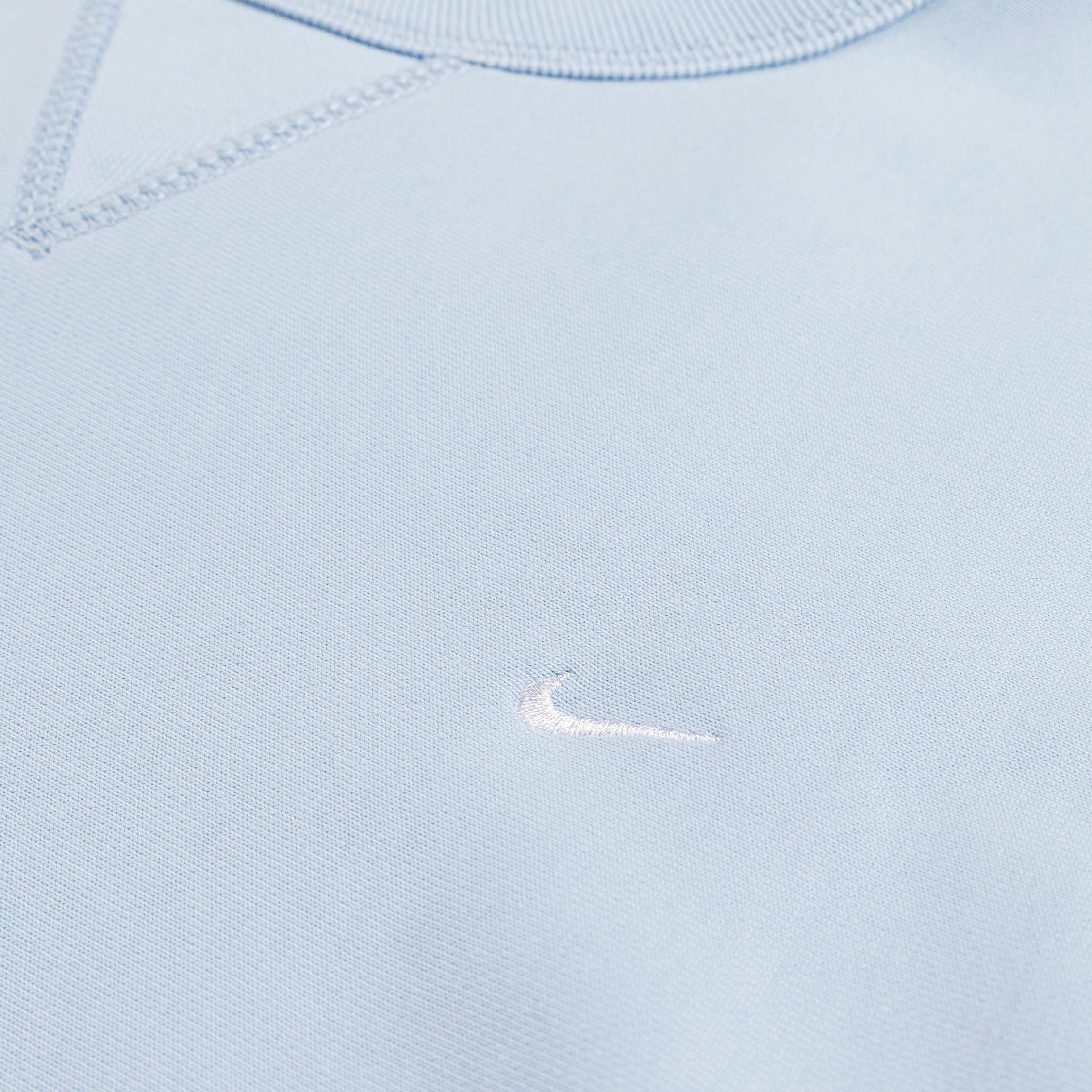Nike	Solo Swoosh Fleece Crewneck - Image 3