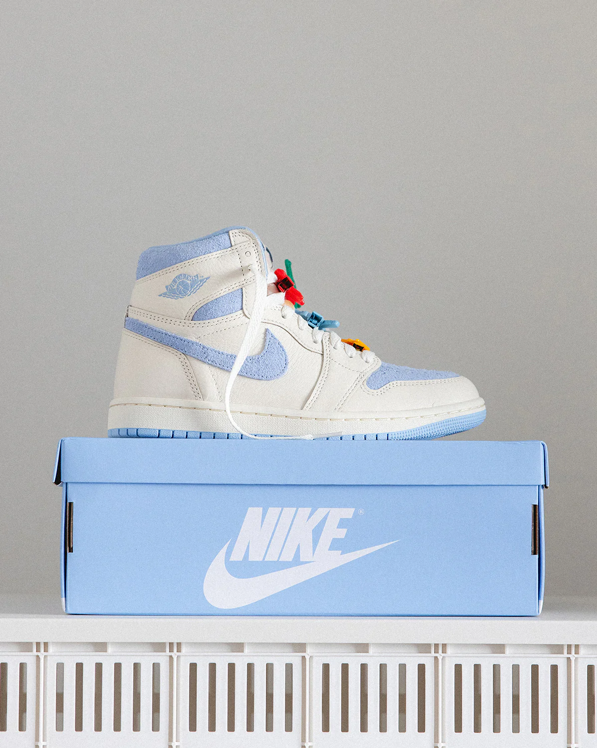 Nike Wmns Air Jordan 1 Retro High OG *Psychic Blue* - Image 2