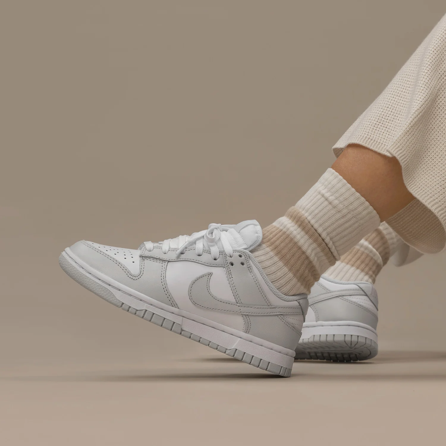 Nike Wmns Dunk Low *Photon Dust* - Image 5