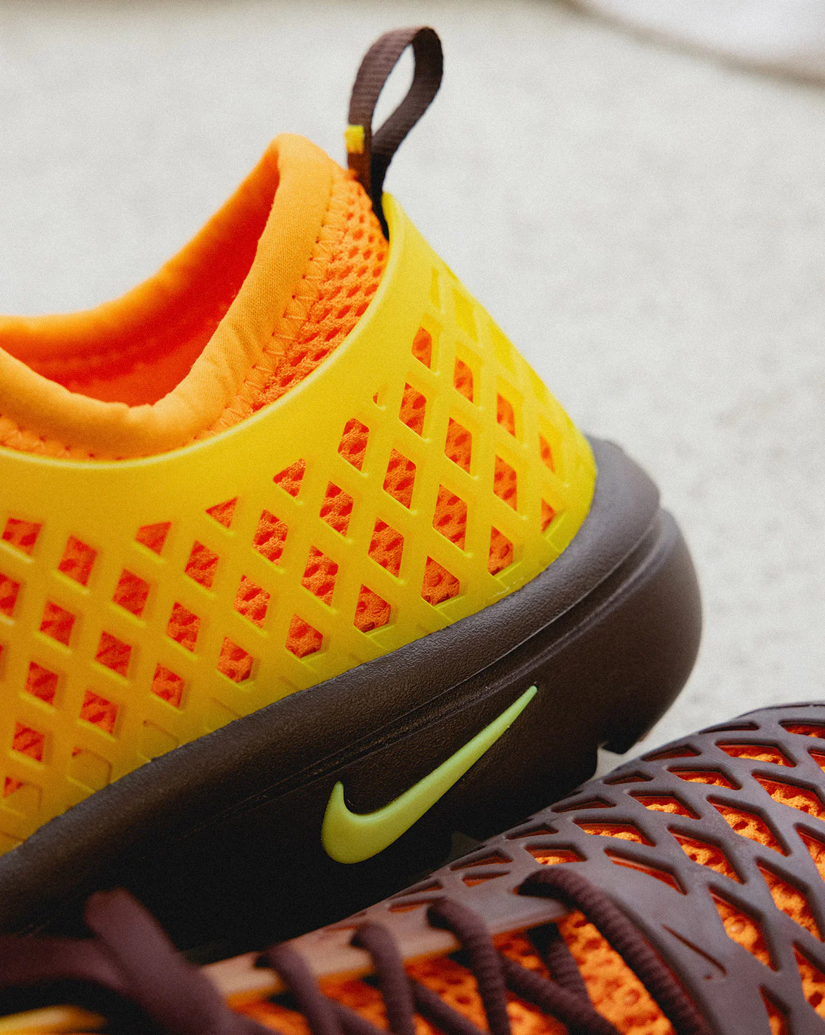 Nike Wmns Rejuven 8 OG SE - Image 3