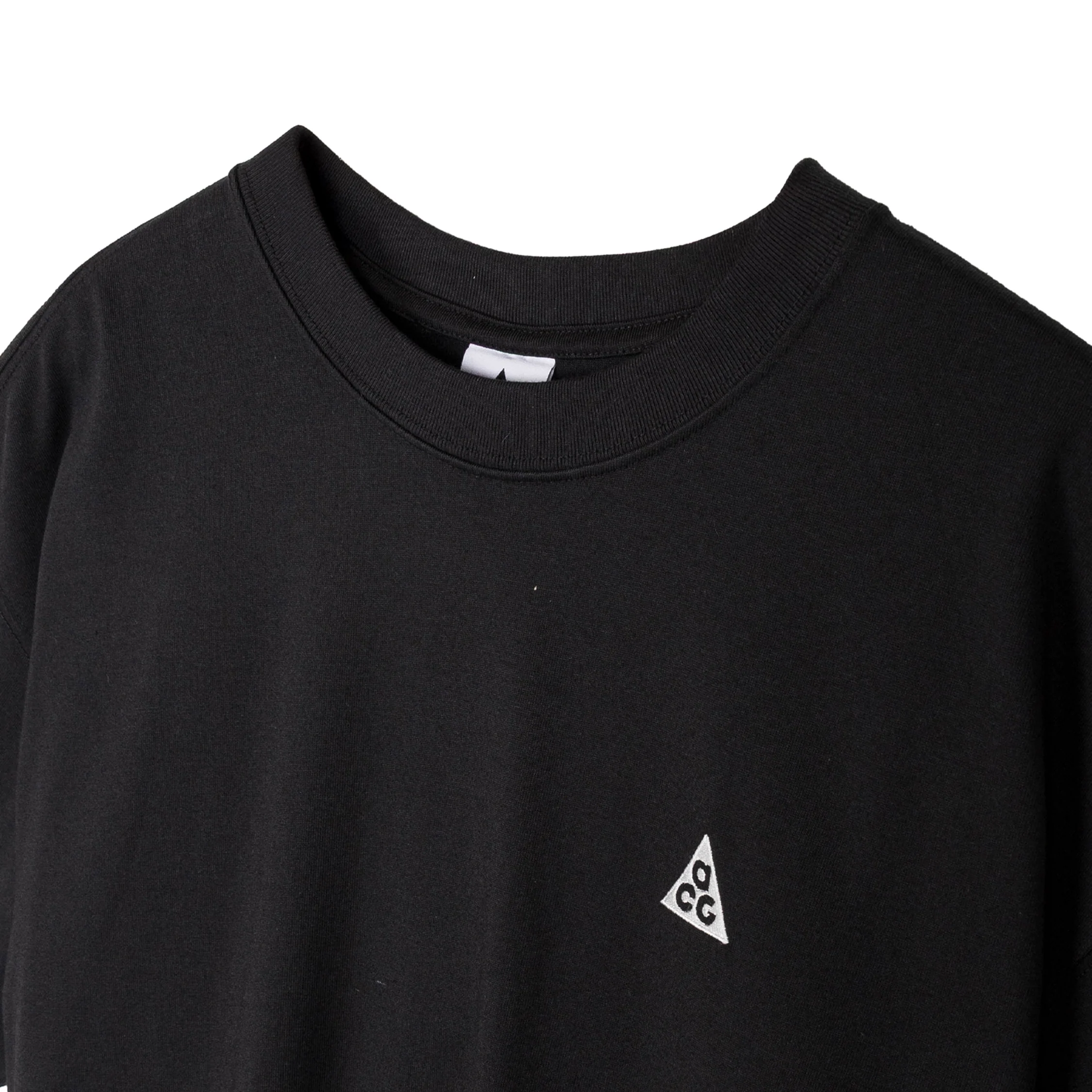 Nike	ACG Short-Sleeve T-Shirt - Image 2