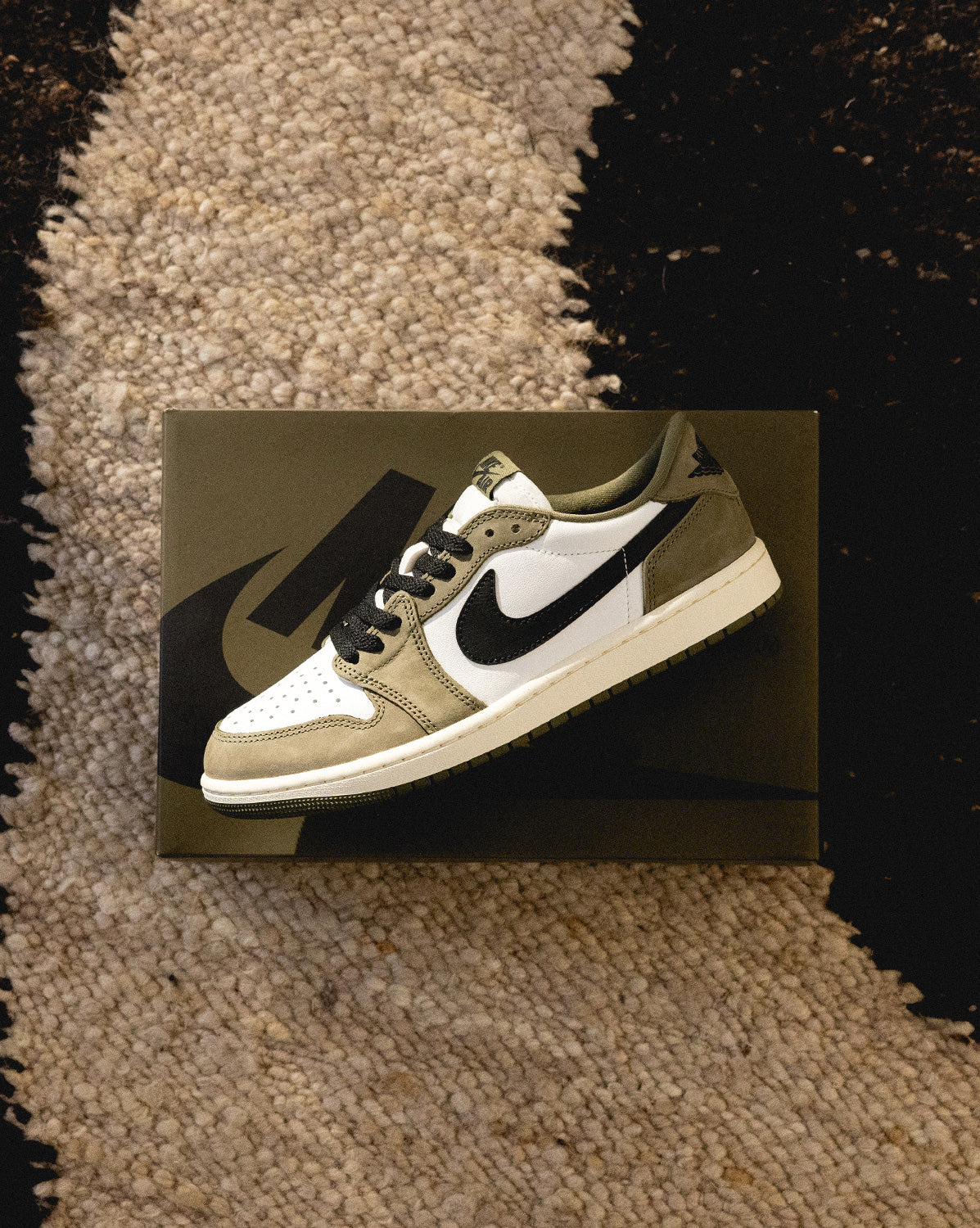 Nike	Air Jordan 1 Retro Low OG *Medium Olive* - Image 2