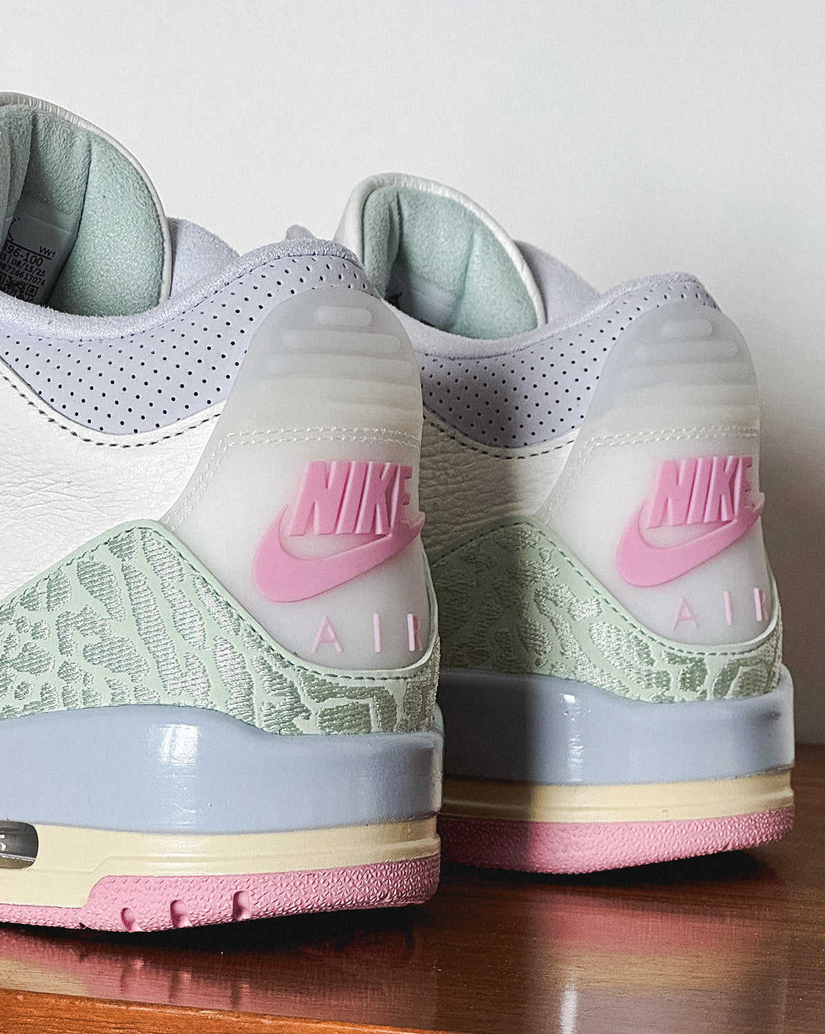 Nike	Air Jordan 3 Retro OG *Spring is in the Air* - Image 4
