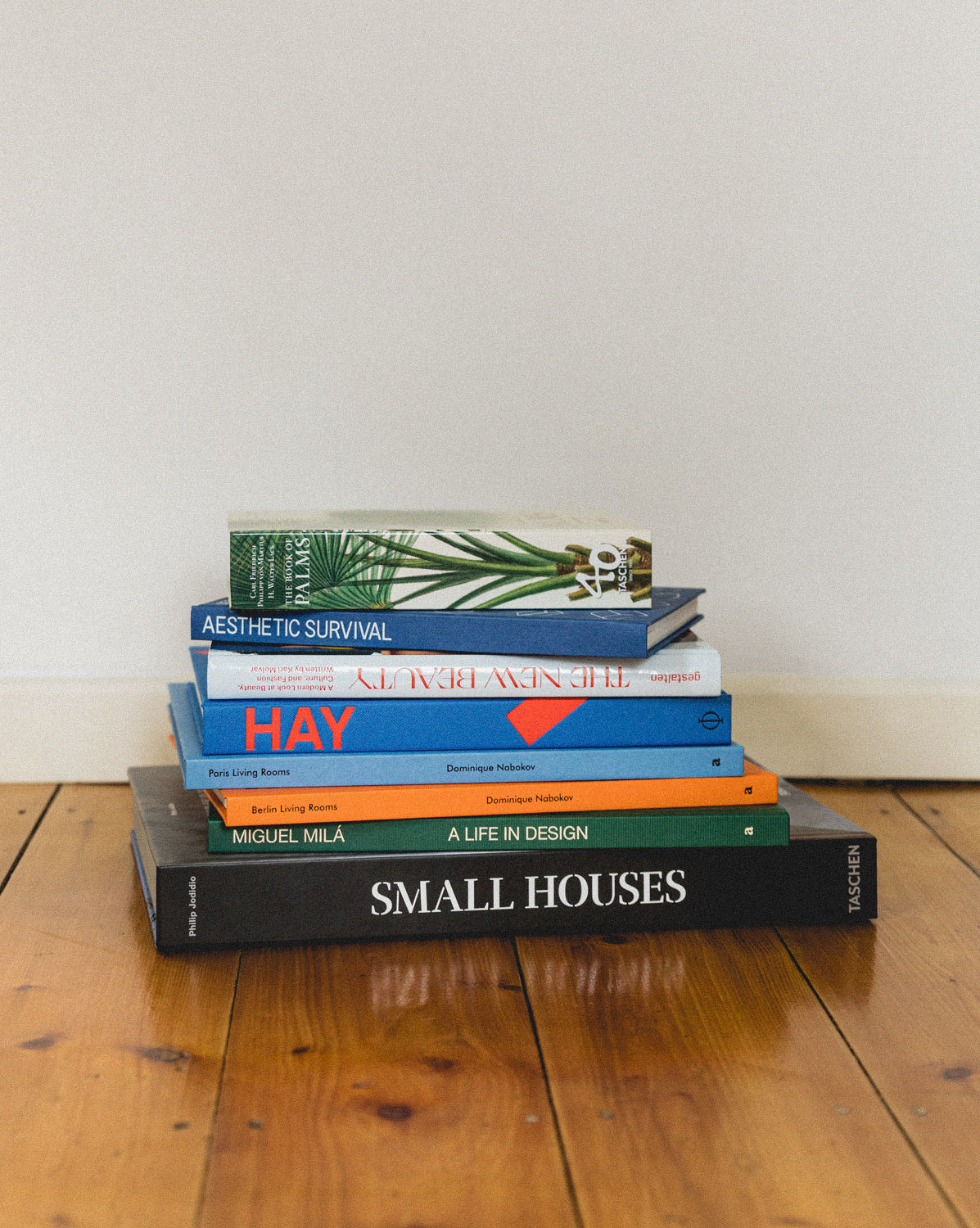 Taschen Small Houses - Image 8